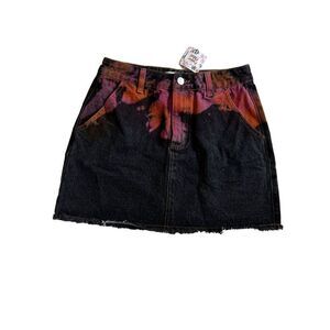 Cloud Ten Raw Hem Tie Dye Splash Denim skirt Size M